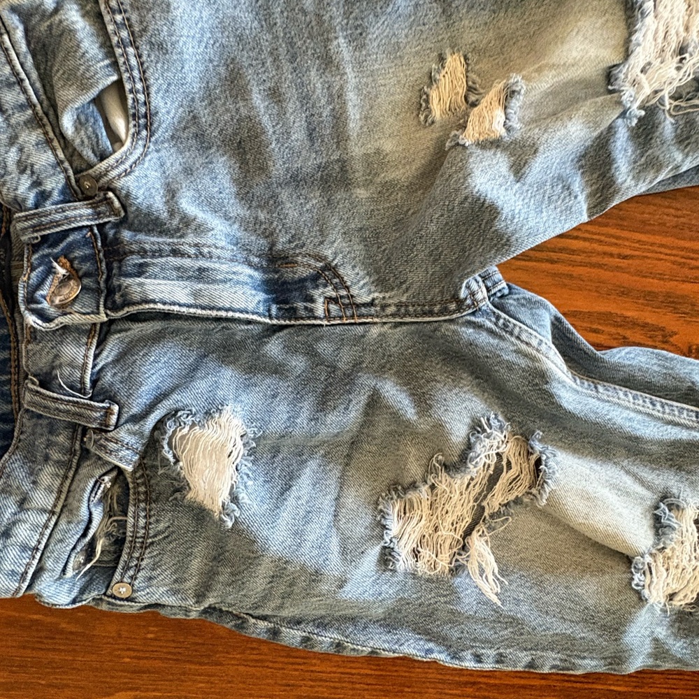 Distressed Light Blue Women's Jeans